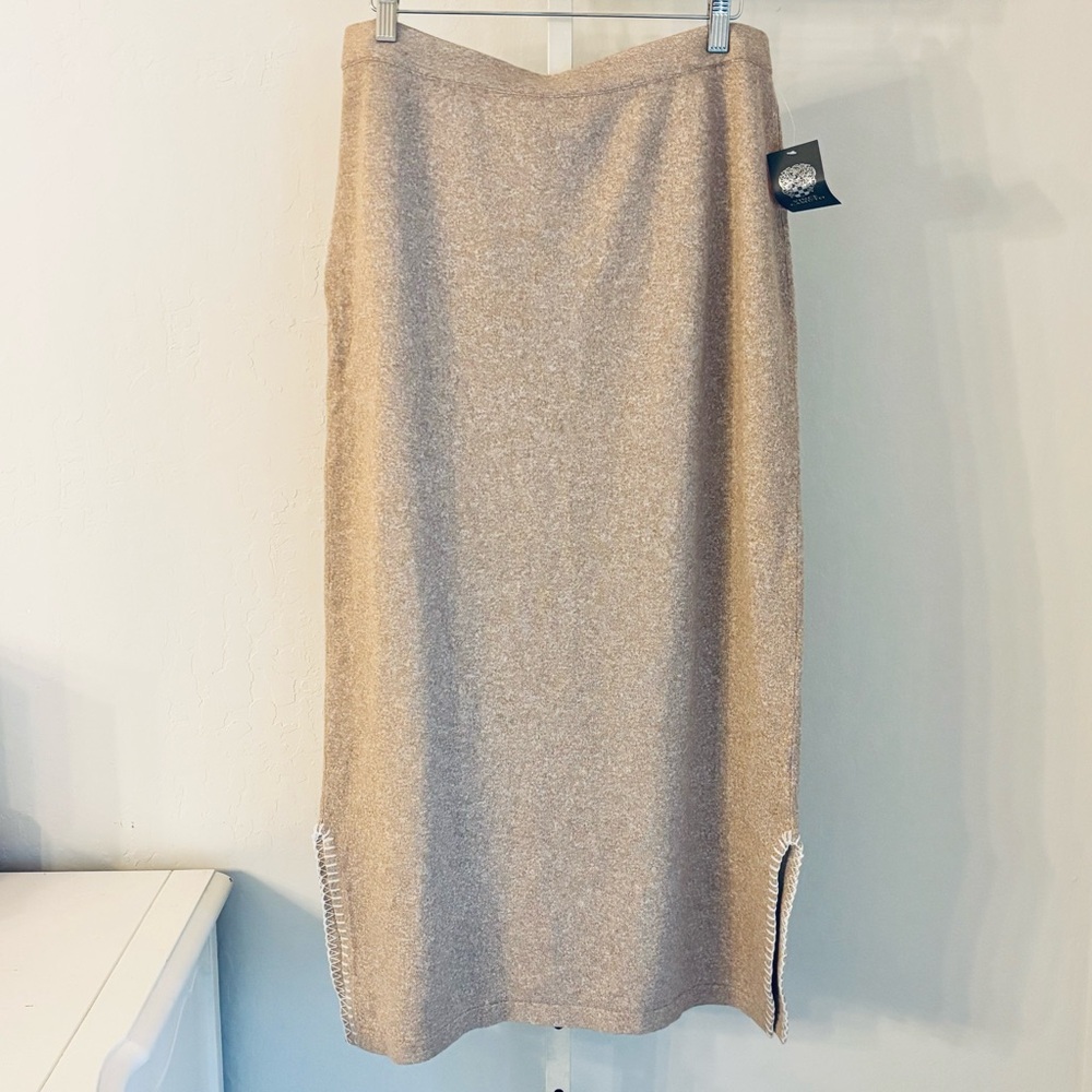 Vince Camuto Pull-on Side Slit Knit Midi Skirt in Heathered Tan, Sz M, NWT